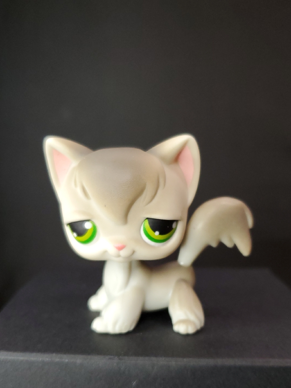 LPS Littlest Pet Shop #20 Longhair Gray Angora Cat 2004